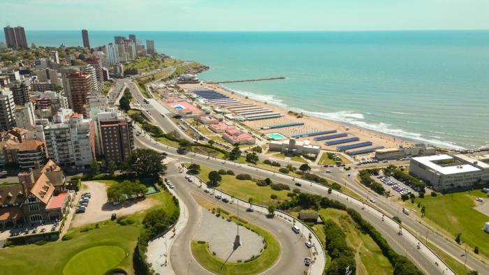 Depto Toti - Depto Con Vista al Mar Zona Playa Grande Para 4 PAX - Hola Sur