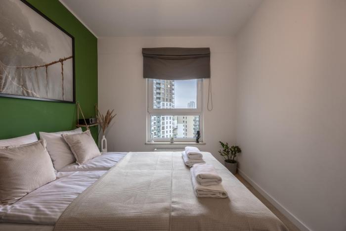 LILY APART - Coworking, gym, indoor playground & pet friendly