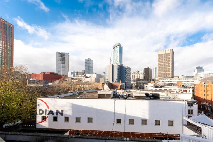 Central Birmingham - Free Parking - City Views