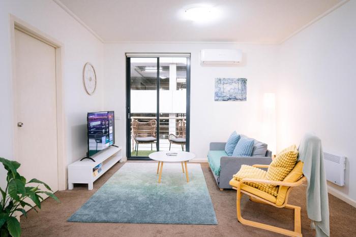 Peaceful 2bedroom w sofabed Parking available