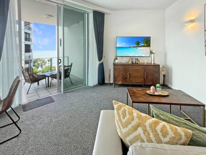 81 Tropical Paradiso - Ocean Views CarPark