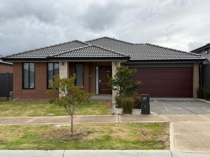 Stunning 4 X Bed Holiday Home In Kalkallo - Only 28KM From MEL Airport