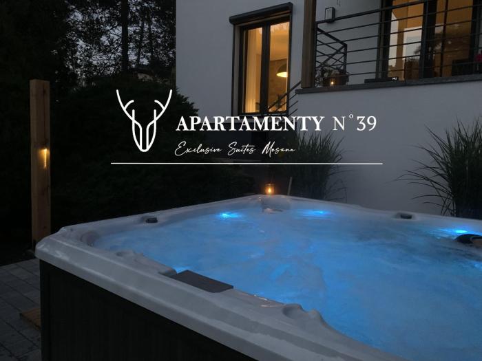 Apartamenty Moszna - blisko Zamku, Jacuzzi, widok na las