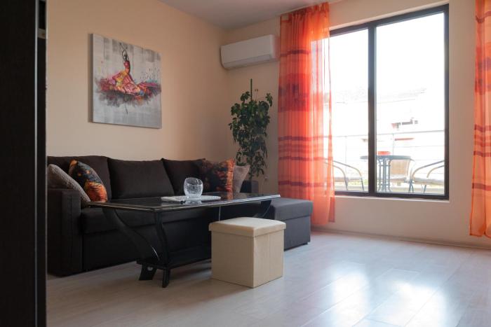 Апартамент за гости НИКОЛОВА