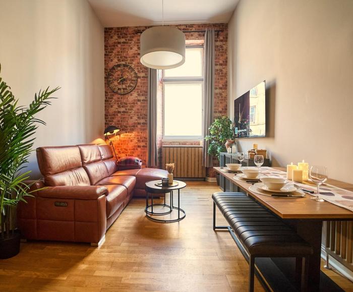 Industrial Charm, Cosy Comfort