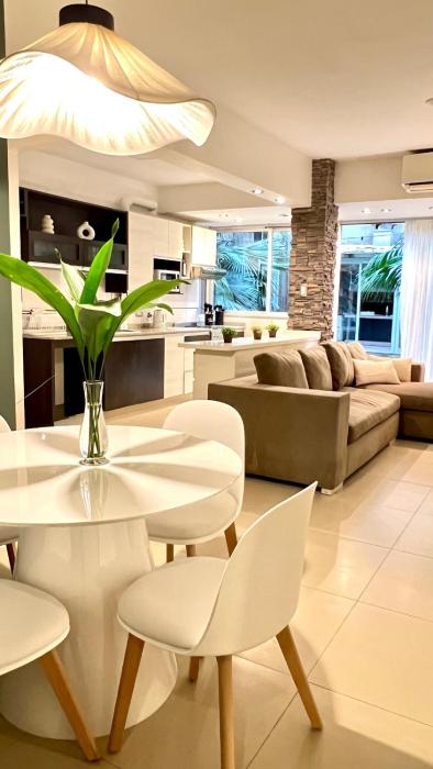 Mansión Jardín - billinghurst - by Bonjour Rental