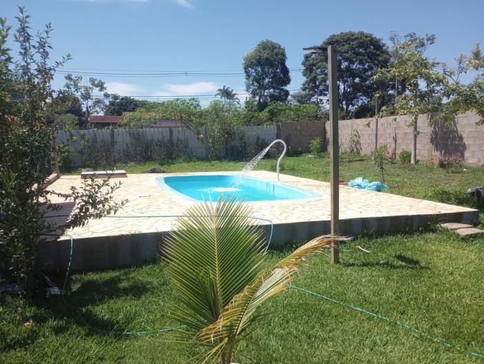 Casa com Piscina e 2 Cachoeiras