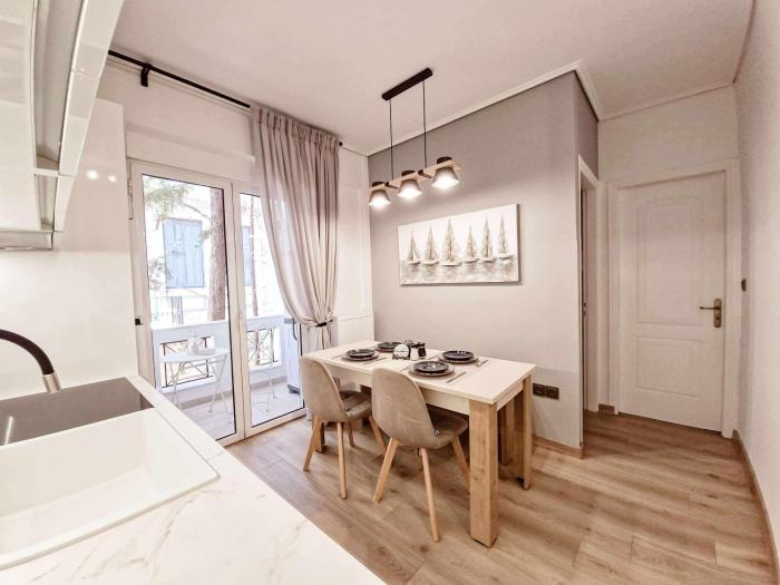 Modern Town Centre Apartment