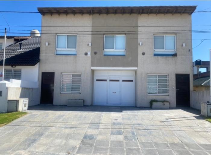 DEPARTAMENTO aires de santa clara del mar de Myriam de la Vega