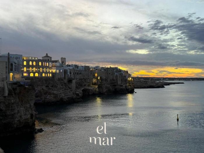 EL-MAR housea exclusive terrace, sea view
