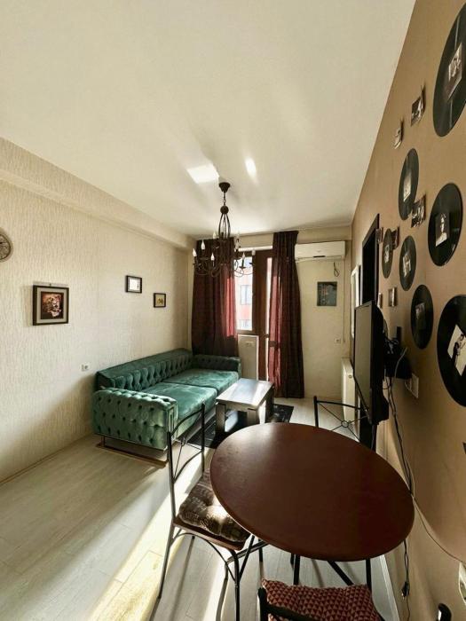 Уютная и светлая квартира с видом на горы