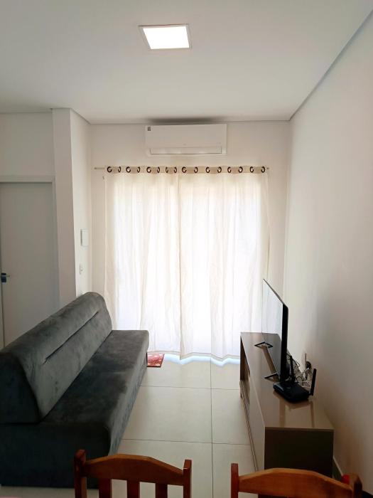 Casa recém inaugurada, em condomínio, a 750 m do mar