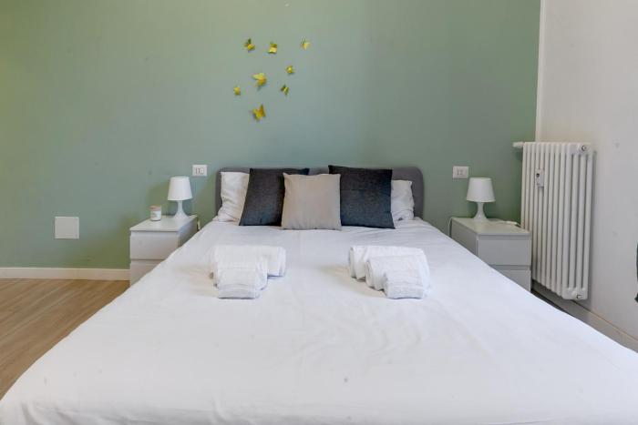 Lux Apartment Near Center 2 Bedrooms Free parking