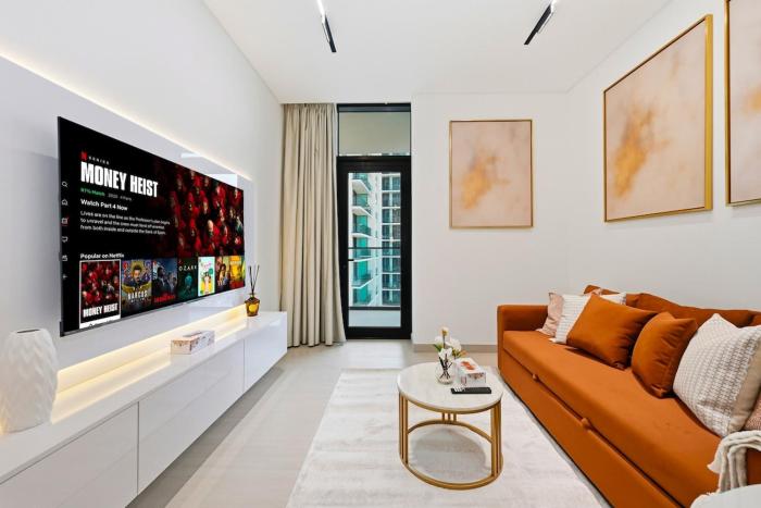 Golden Stays - Fully Equipped 1BR Apartment I Pool & Gym I JVC Dubai
