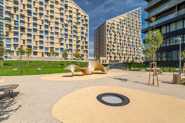 Central apartment with free garage parking