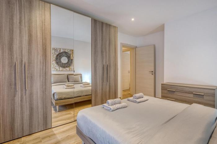 Modern 2 Bedroom Apartment in the Heart of Sliema