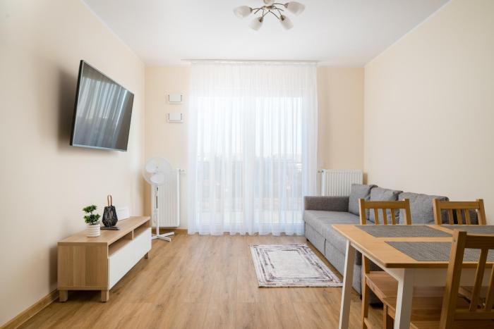 Bemowo Pleasant Apartment by BookingHost