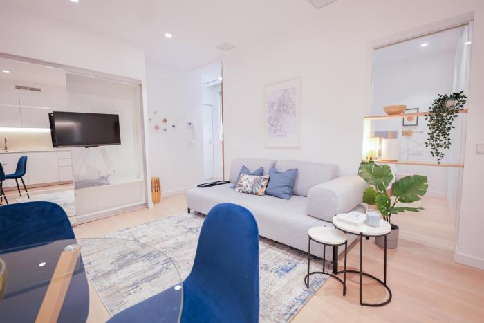 Delightful 2BR Flat in Chic Chueca