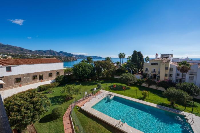 Acapulco Apartment 18 by Casasol