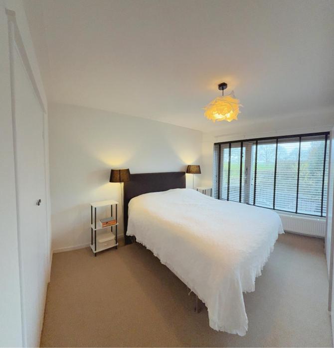 Spacious home near Amsterdam and Utrecht with green surroundings 3 bedroom 2 offices