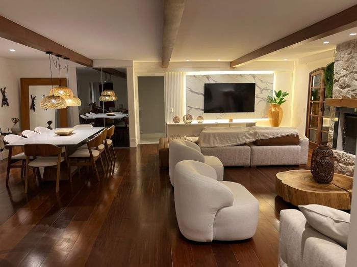 Belíssimo apto no Capivari, Campos do Jordão