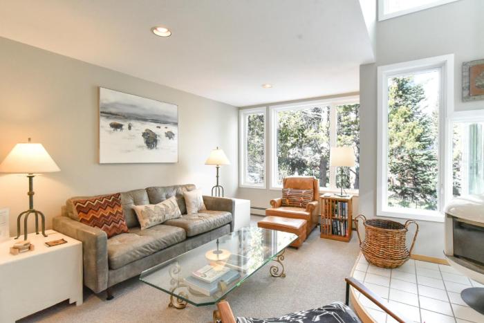 River Glen Brookside Condo: Fantastic Frisco Location