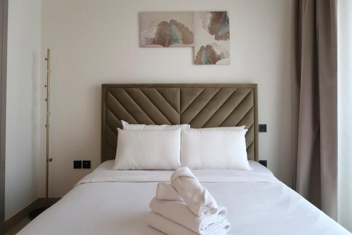 Modern 1BR in Sobha Hartland