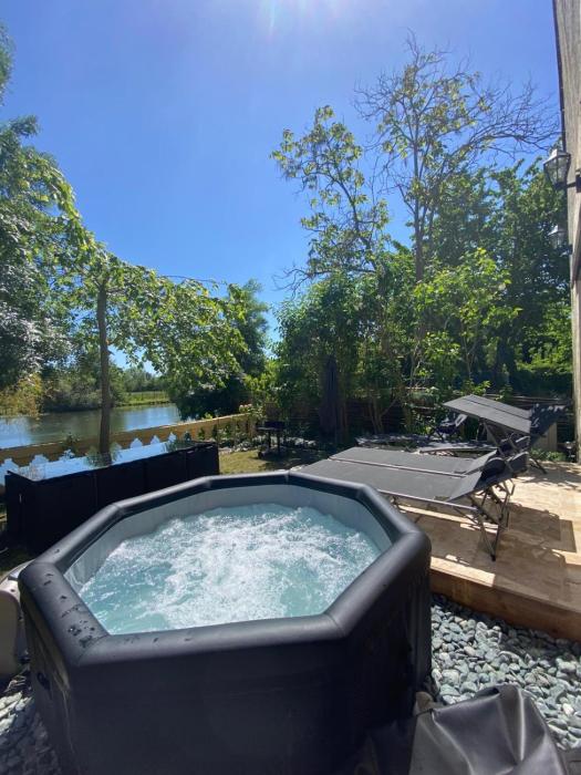 Au Lion DOr - Bâtisse Historique