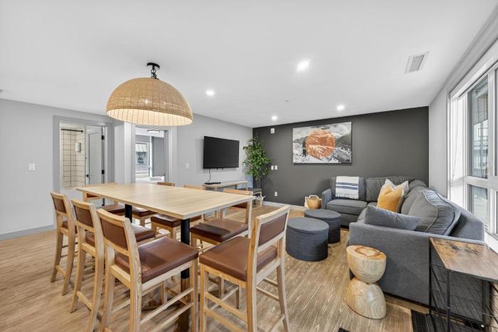 Downtown Revelstoke Retreat by Canadian Rockies Vacation Rentals