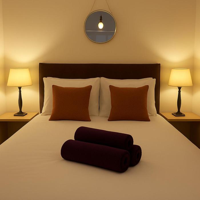 Newly Decorated Bijoux Studio Apartment -City Centre- Sleeps 2