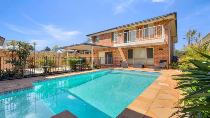 Luca Del Sole Umina Beach