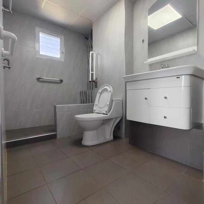 10 floor luxury apartment