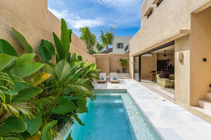 Villa Zama - Earthy-Chic 2BR with Pool in Canggu