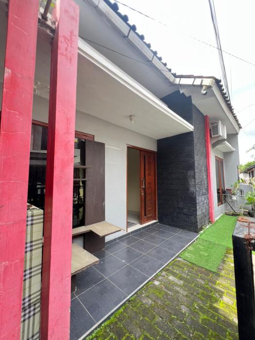 Arshatama Guest House UII