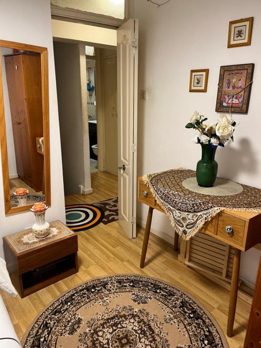 Room with private bathroom in Chelsea