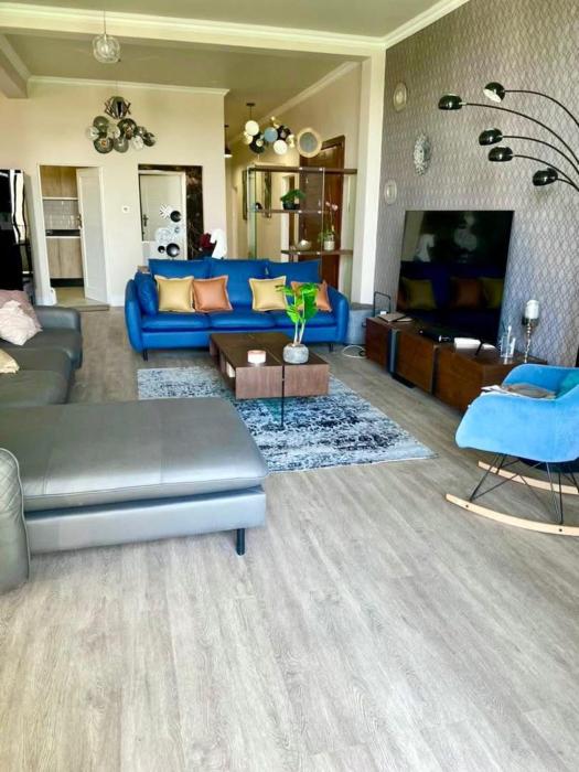 4bedroom Penthouse Near East Park