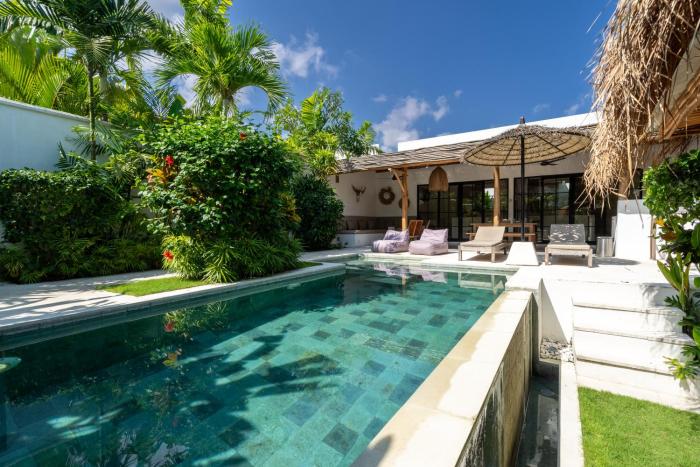 Villa Ruta II - Luxury 2BR tropical villa next to Luna BC and Nyanyi beach