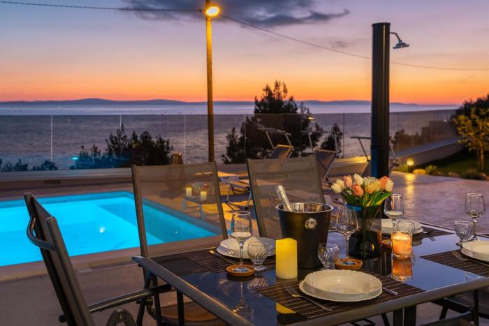 Holiday Home Zarello with Private Pool next to the Sea