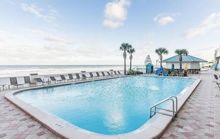 Beach Access Elegant Studio near Top Attractions