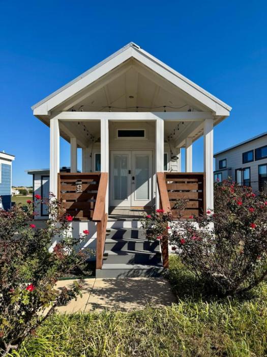 The Cozy Cloud with Pool and Hot Tub