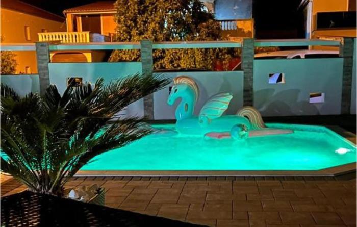 Beautiful Apartment In Vodice