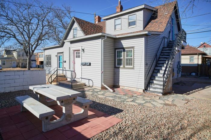 Capitol-Side • Downtown • Attic Harry-Potter Door