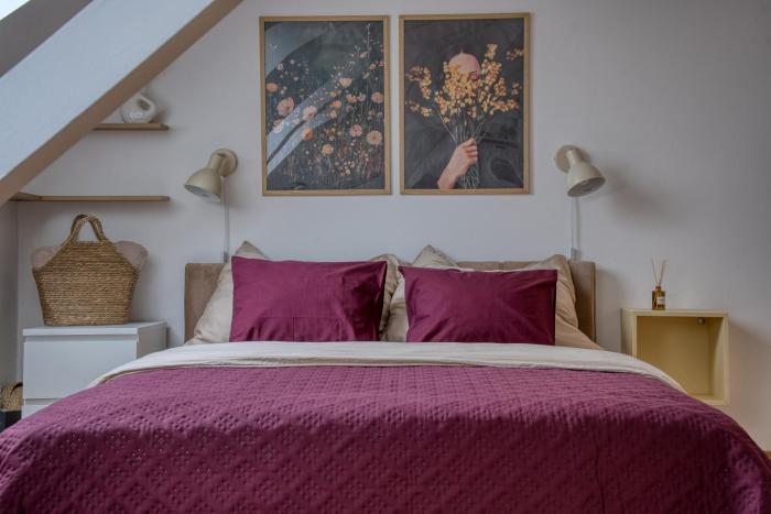 Sunset & Bloom Attic - Near parks & cafés