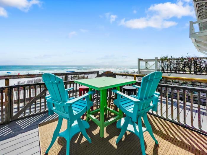 Leeward II 3 l Beachfront Condo l Large first level deck with steps down to sand