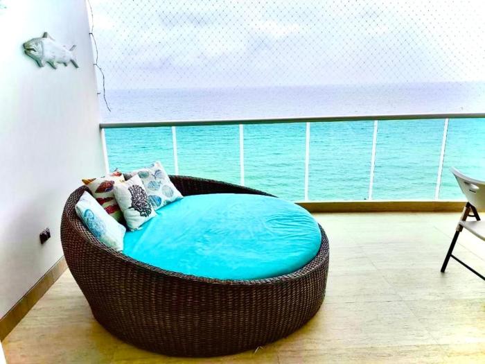 3BR AC Amazing View and Pool, Best sunset ever