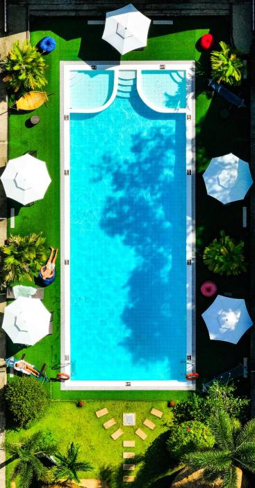 SunzEn Palawan, Resort