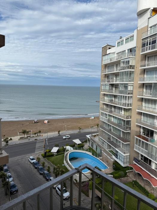 Depto frente al mar varese