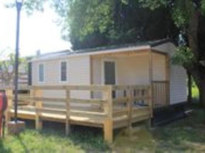 Mobil-home avec Terrasse à Roquebrune-sur-Argens - API-1-52-984