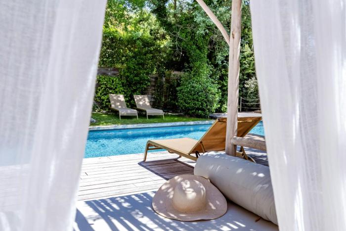 Modern Loft With Pool Near Lourmarin