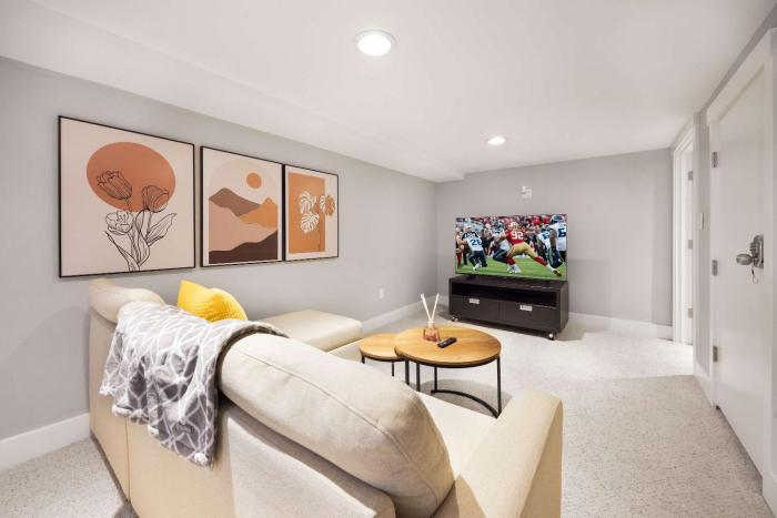 Renton DT 1BR Suite WS 95 Near Landing &Sea-Tac